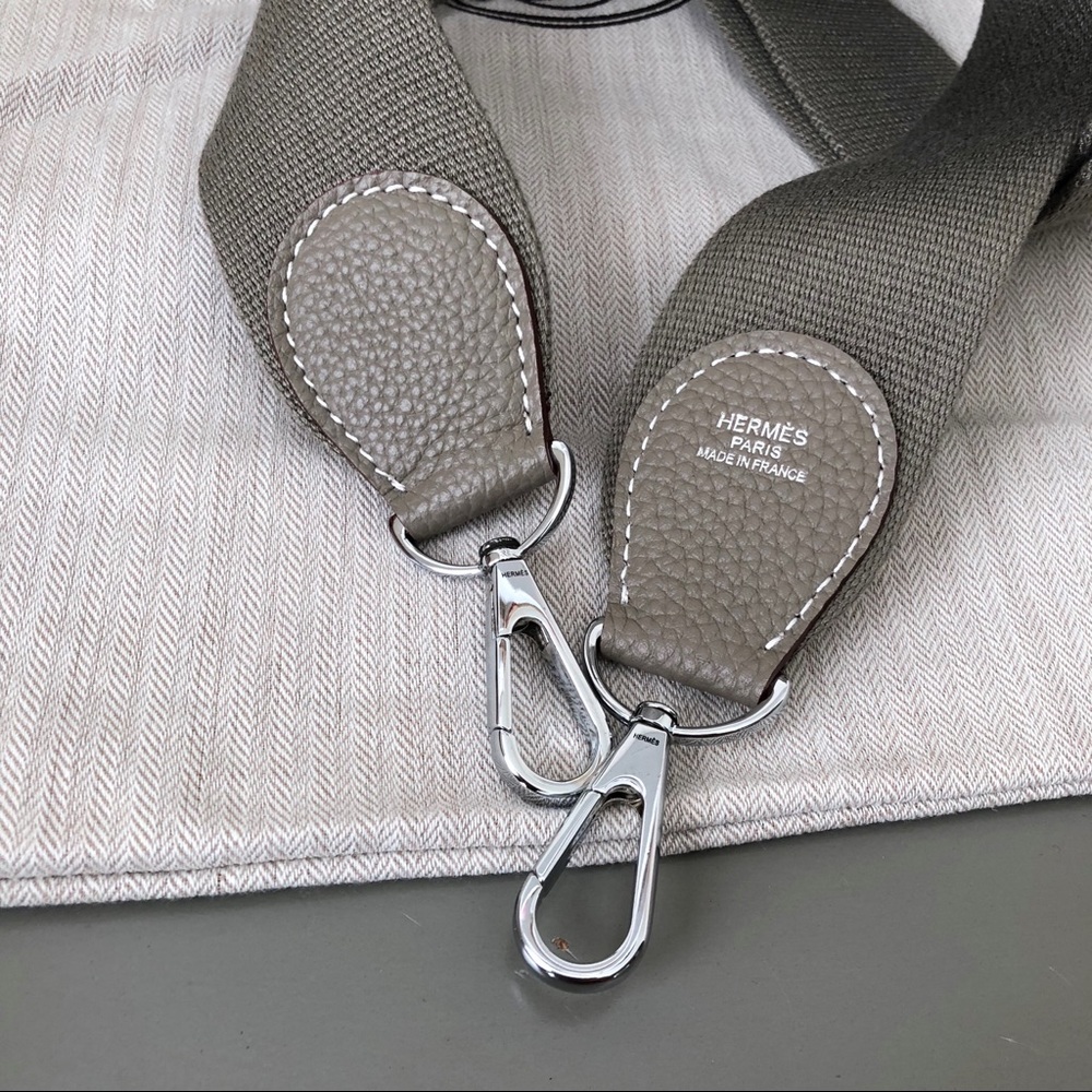 ❗️sold❗️Hermès Clemence Evelyn III PM in Etoupe - Picture 2 of 8